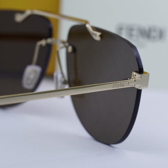 Fendi FE40115U 32G Aviator Sunglasses - Gold/Brown with FF Pattern Mirror - Picture 6 of 9